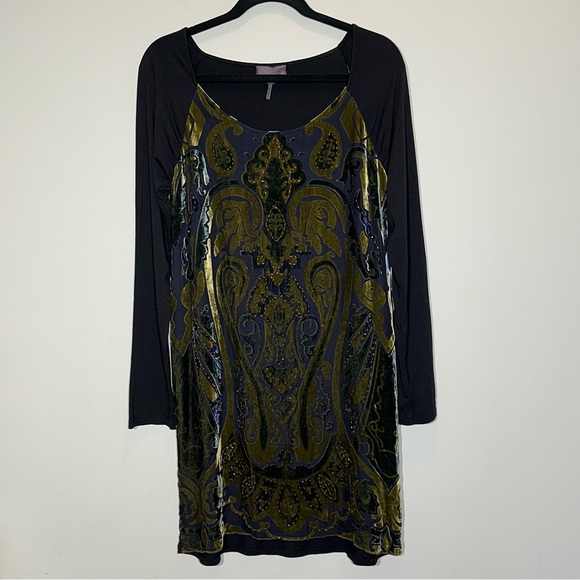 Hale Bob Dresses & Skirts - HALE BOB Velvet Burnout Long Sleeve  Silk Dress With Beads Size M